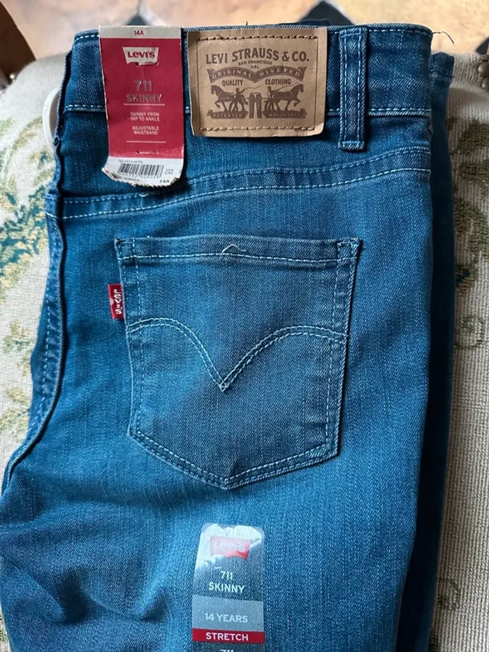 Pantalon Jean Lévis Levi Strauss Levi’s fille 14 ans 158cm Skinny Blue Winds ajustable