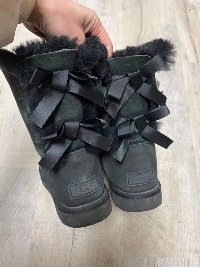 Boots UGG noir - photo numéro 3