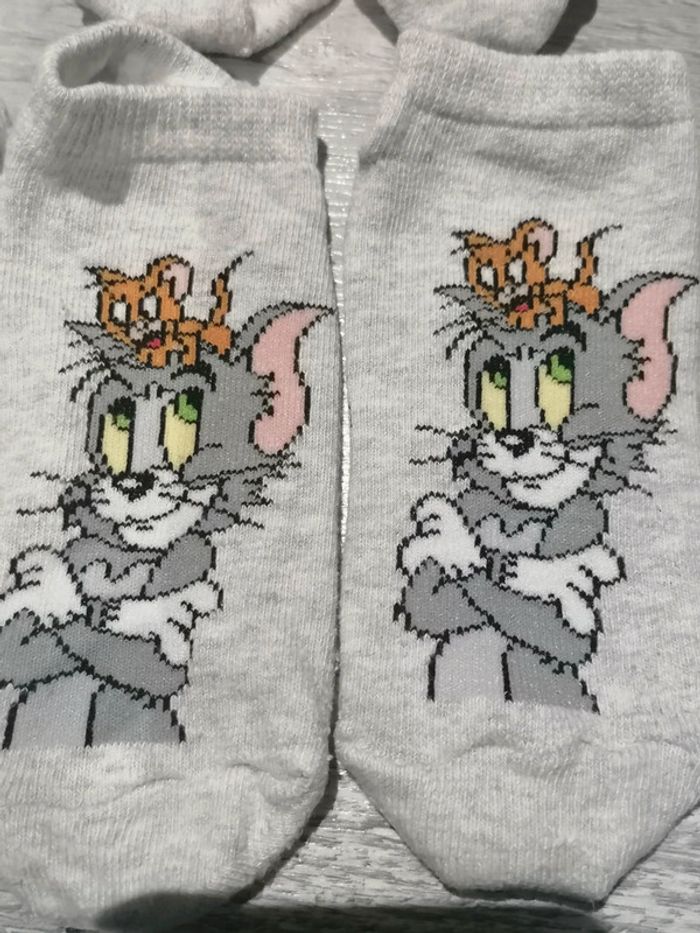 4 paires de socquettes Tom et Jerry 🐭 T 27/30 - photo numéro 3