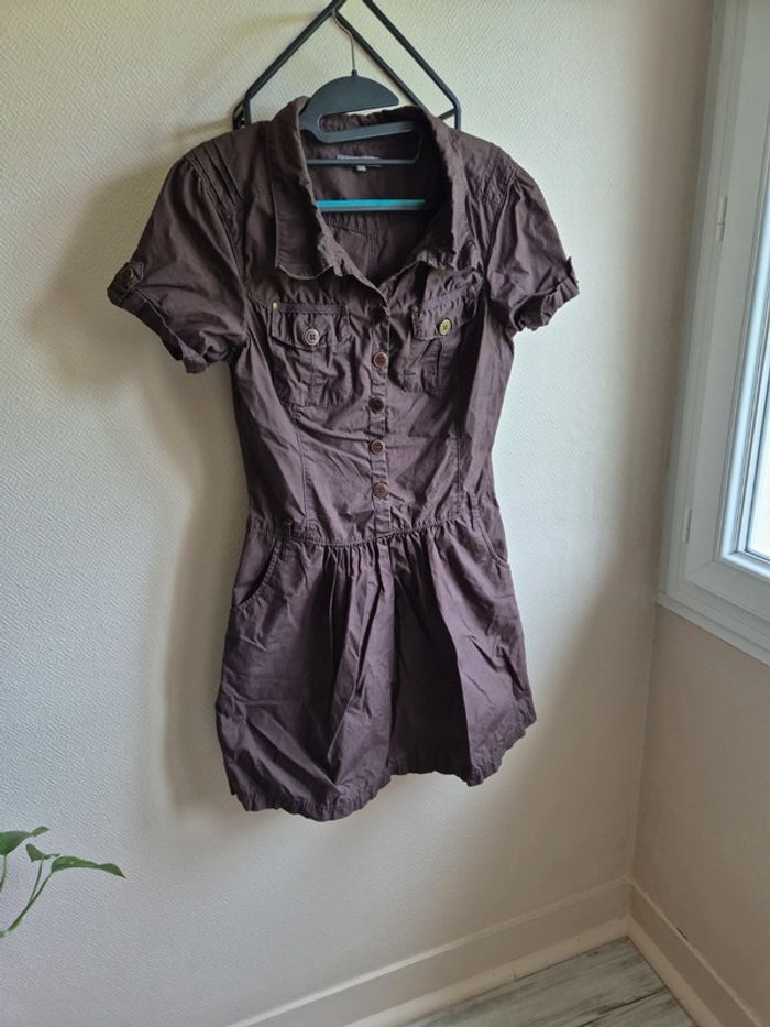 Robe couleur marron