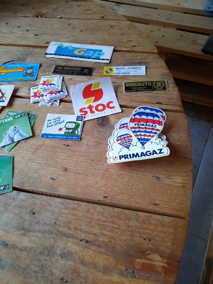 Lot anciens autocollants - photo numéro 4