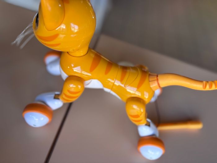 Zoomer Kitty - chat robot - photo numéro 3