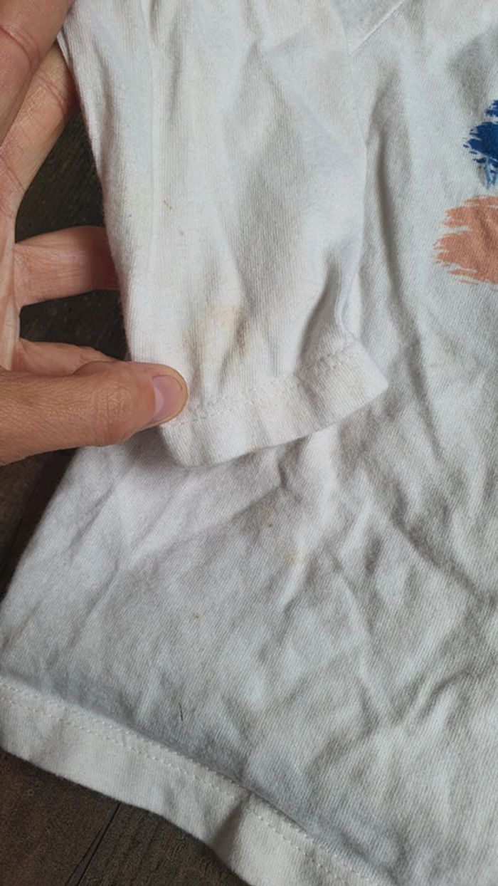 T-shirt tao 18 mois en très bon état - photo numéro 2