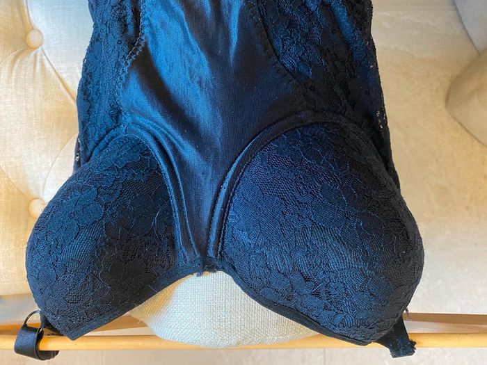 Body dentelle - photo numéro 3