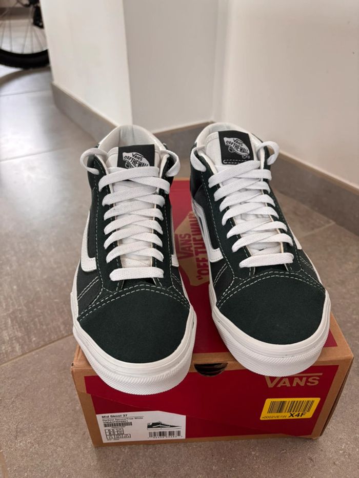 Baskets Vans Neuves Taille 38,5 - photo numéro 3