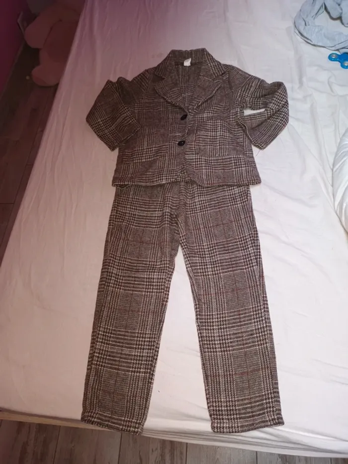 Costume 2 pièce 6ans