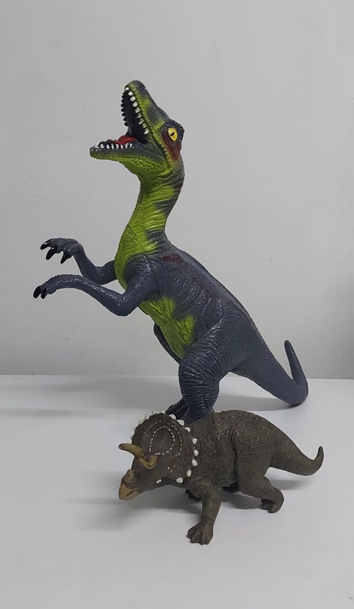 Dinosaure velociraptor géant / giant velociraptor dinosaur - photo numéro 8