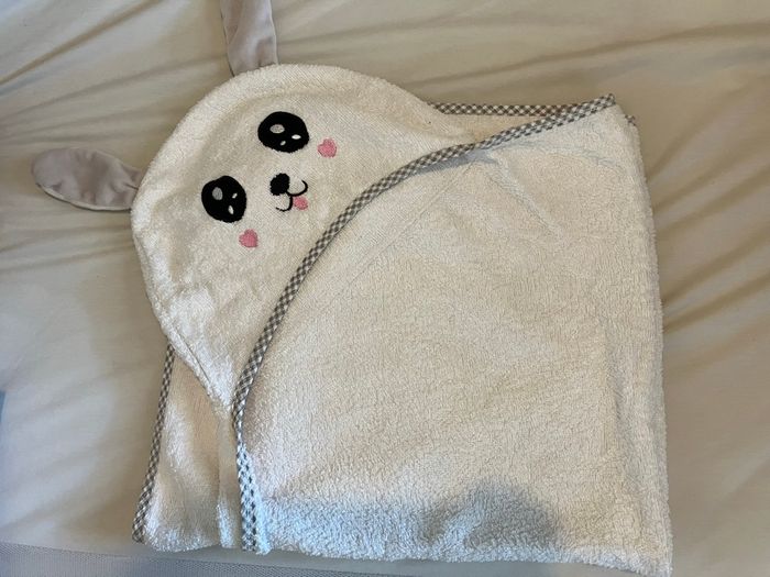 Cape de bain bébé