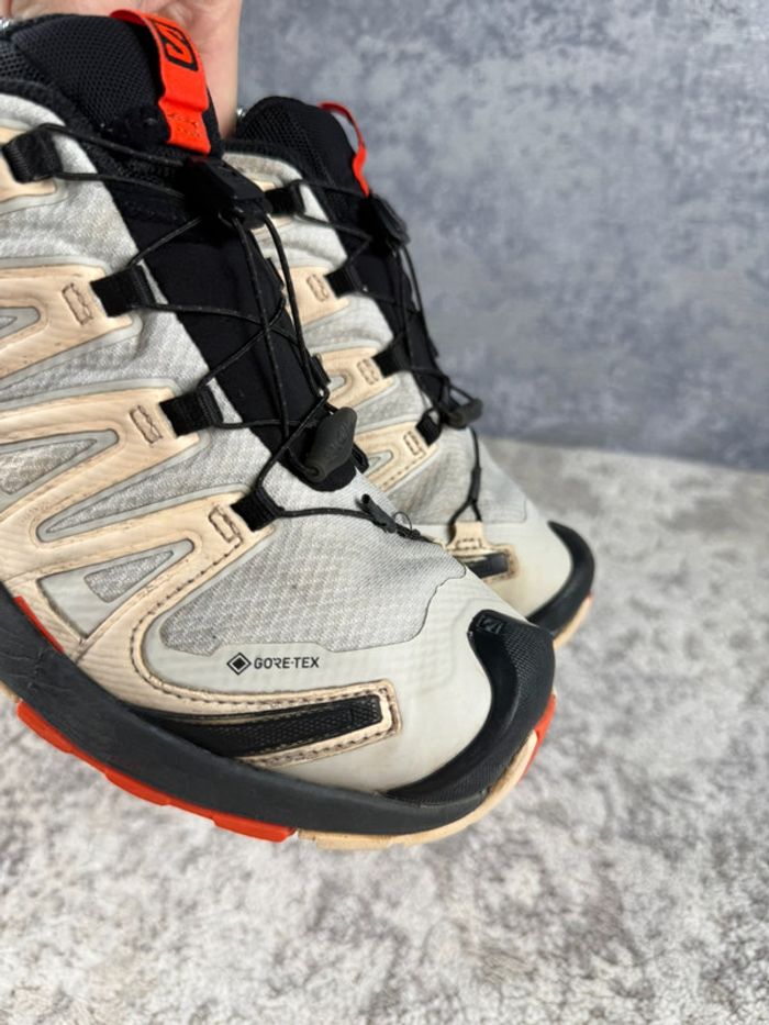 Salomon XA Pro 3D V8 - Gore-Tex - Black & White & Orange - photo numéro 15