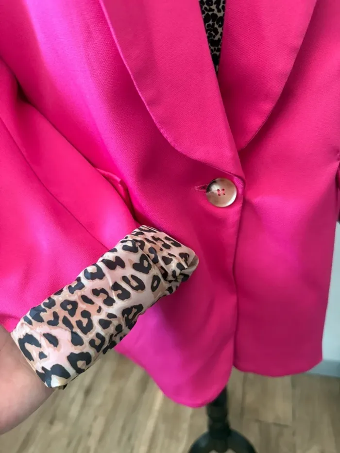 Blazer fuchsia à épaulettes New Collection – Taille XL – Neuf - photo numéro 2