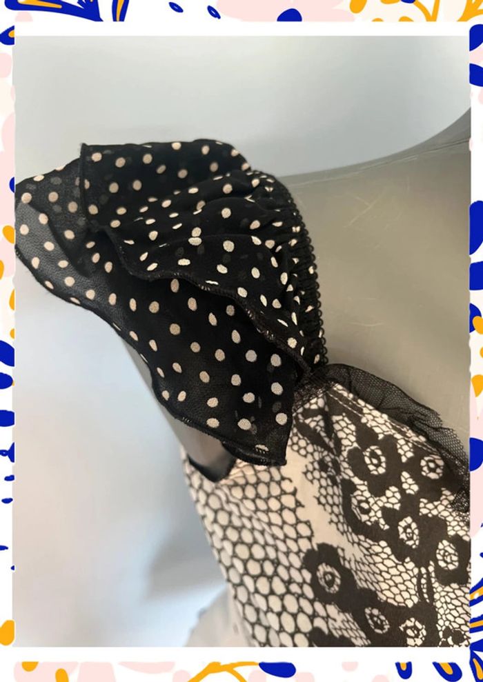 đ€ DĂ©bardeur Evalinka â Taille 2 â Blanc avec imprimĂ© gris & dĂ©tail tulle noir đ€ - photo numĂ©ro 4