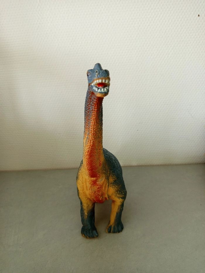 Grand dinosaure - photo numéro 2