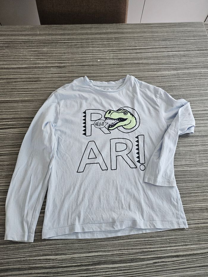 T Shirt Kiabi dinosaure 8 ans
