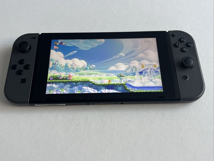 Nintendo Switch - photo numéro 2