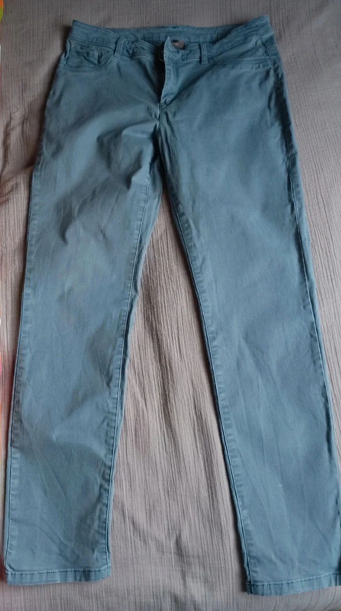 Pantalon Jessica taille L en très bon état