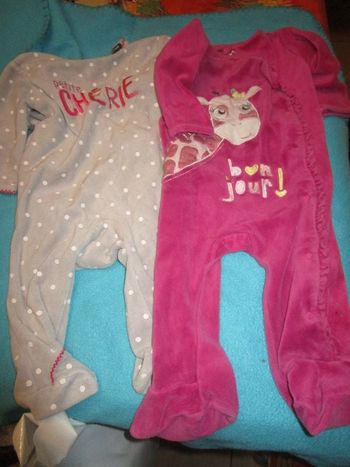 2 babygros 9 mois