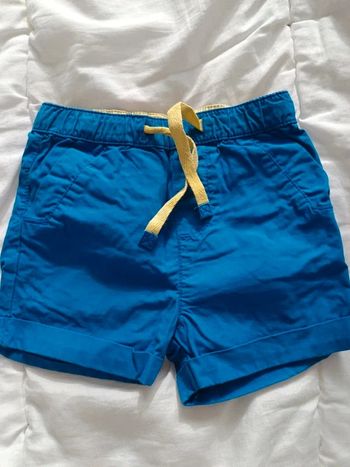 Short dpam 6 comme neuf