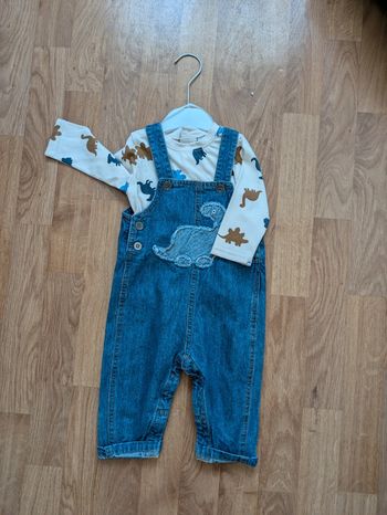 Ensemble salopette + haut manches longue