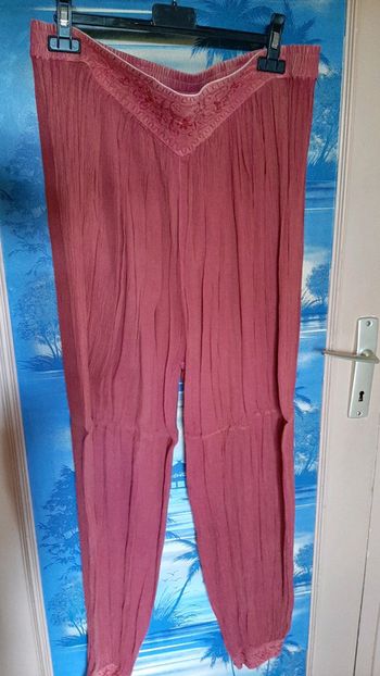 Pantalon femme taille 2
