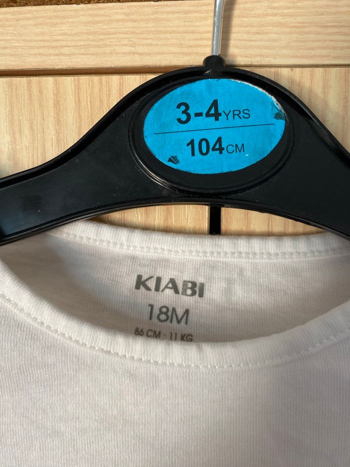 T-shirt « hello mon amour » Kiabi 18 mois - photo numéro 2