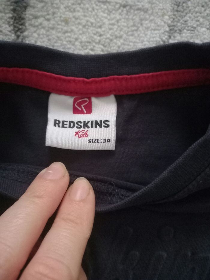 Lot de 2 Tee-shirts redskins 3ans - photo numéro 3