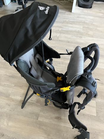 Porte bébé dorsal randonnée deuter 