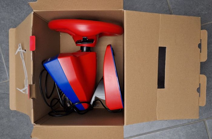 Volant et pédale Mario kart switch - photo numéro 3