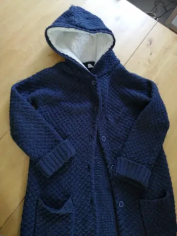 Veste longue à capuche