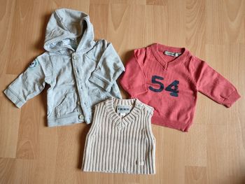 Lot de 3 pulls/sweat TAO et IKKS en 3 M