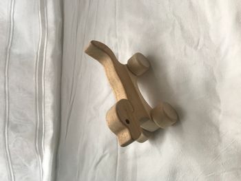 Jeu d 'eveil - Chien a roulettes - jouet en bois - TBE
