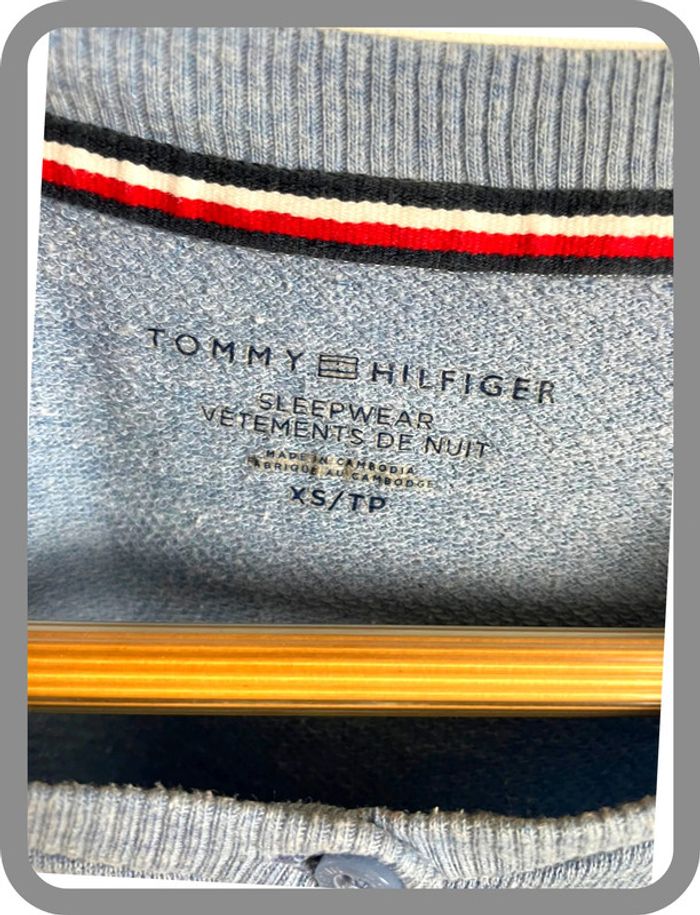 Pull / haut de nuit Tommy Hilfiger – Femme – Taille XS – Bleu – Bon état - photo numéro 4
