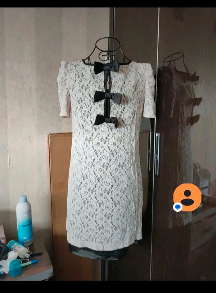 Robe d'été en dentelle écru - photo numéro 2