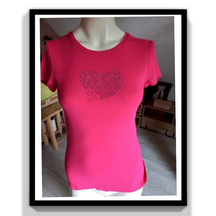 Tee shirt "cœur strass" taille M
