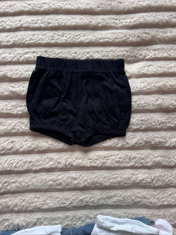 Lot 6 shorts 3 mois - photo numéro 2