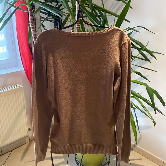 Pull à col V - photo numéro 2