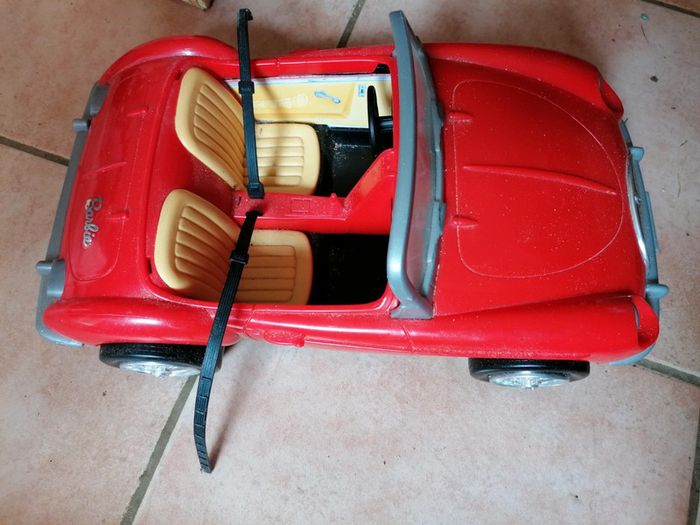 Voiture barbie vintage. Parfait etat - photo numéro 2