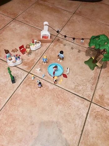 Playmobil soirée barbecue en tbe à 17 euros