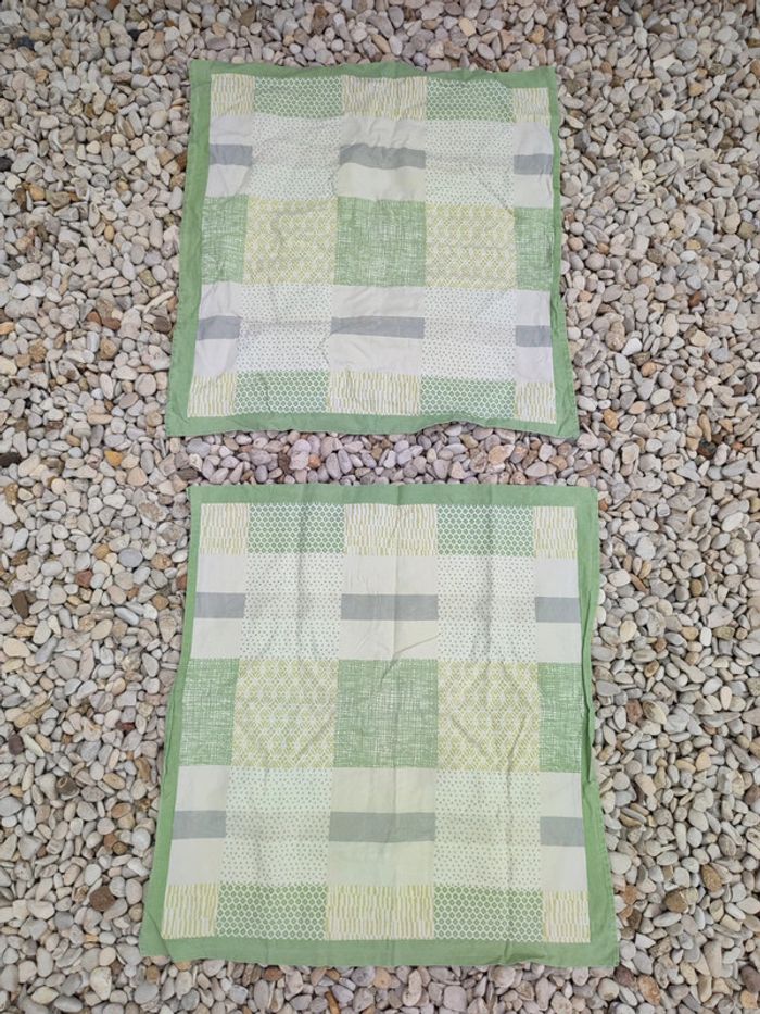 Taies d'oreiller 60*60