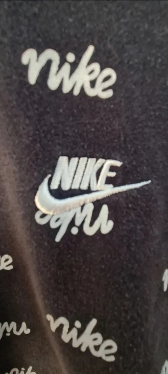 Sweat à capuche Nike taille XS - photo numéro 8