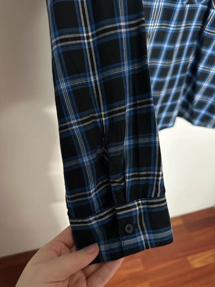 H&M - Divided - Chemise bleu et noir - photo numéro 3