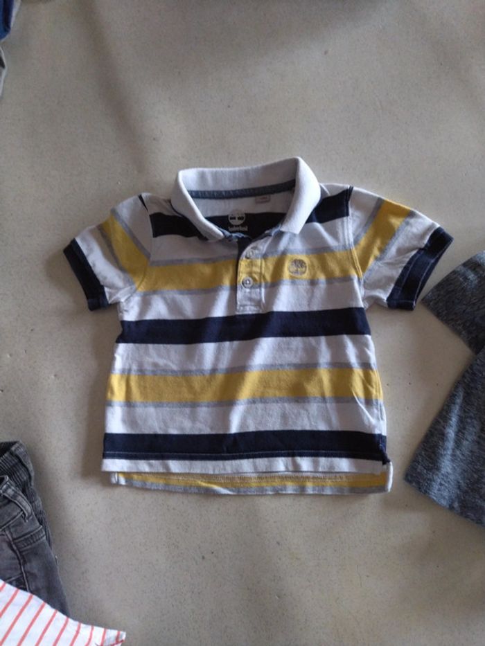 Lot de 2 polo et 1tee shirt manches courtes. Taille 2 ans - photo numéro 5