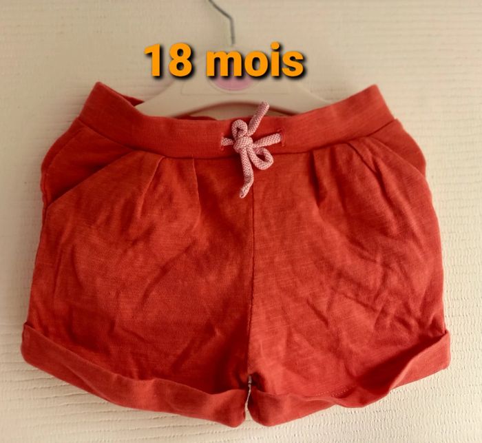 Short orange obaïbi