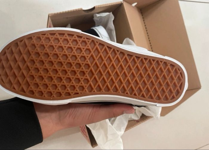 Sneakers Vans Knu Skool Old Skool - photo numéro 5