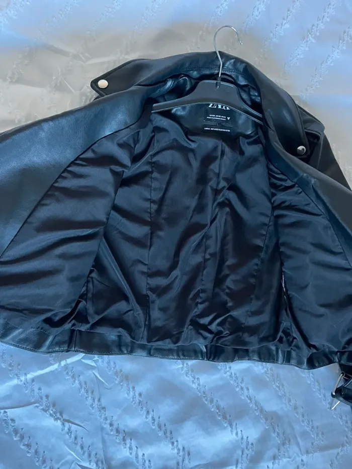 Veste Perfecto ZARA en similicuir ceinturée taille XS - photo numéro 20