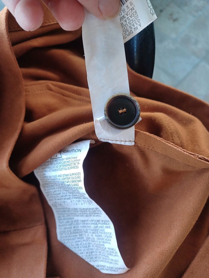 Mini jupe femme zara en daim marron M très bon état - photo numéro 4