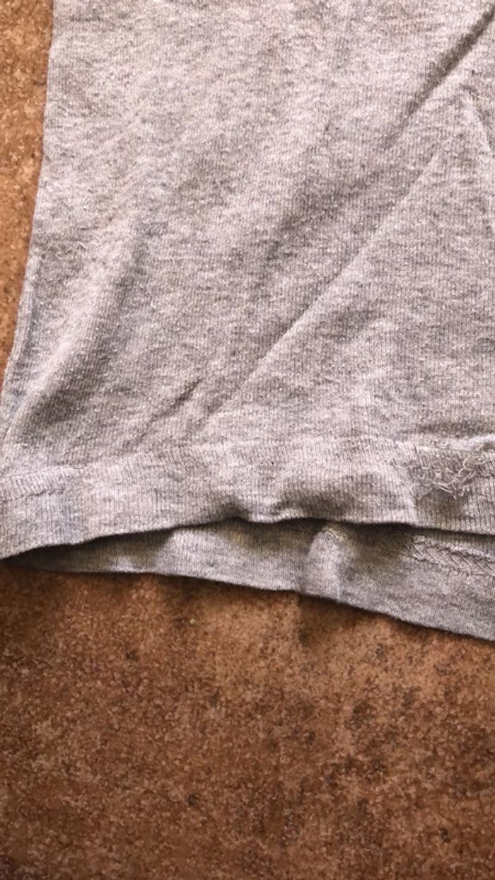 Lot de tee-shirts 👕 5A (*5) - photo numéro 3