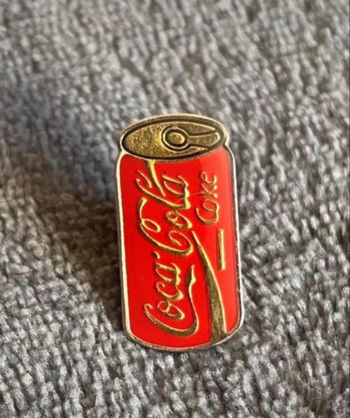 Pin's canette Coca-Cola