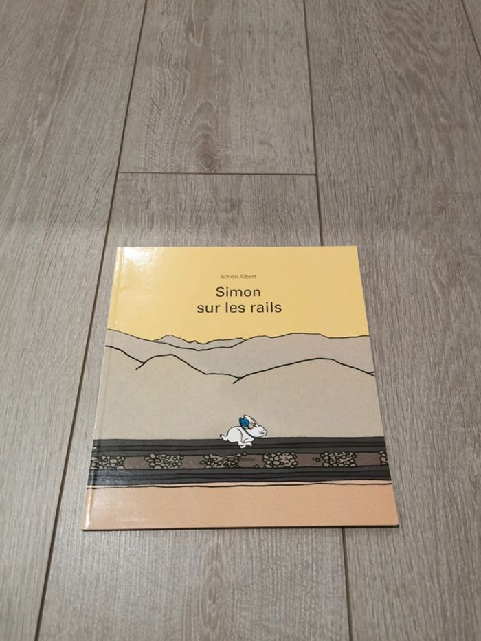 Simon sur les rails