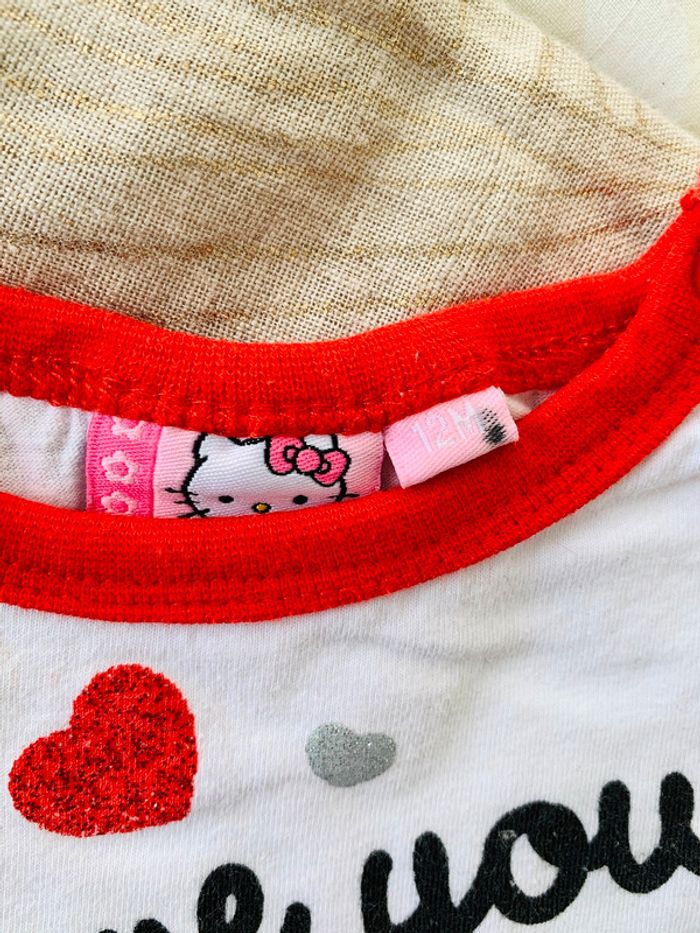 Ensemble casual tendance tee shirt  Hello Kitty et jean boot cut - photo numéro 7