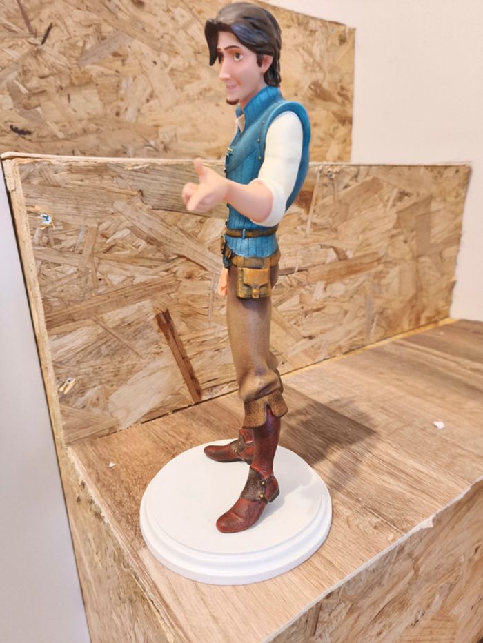Enesco Flynn Rider Maquette Disney Archives Collection Rapunzel Tangled - photo numéro 2